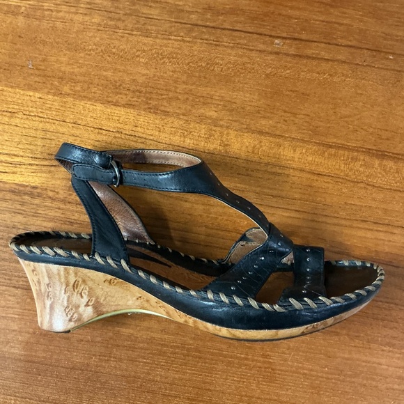 Ariat Women Black Leather Wedge Sandals Strappy Slingback Open Toe Size 10 - Picture 7 of 9